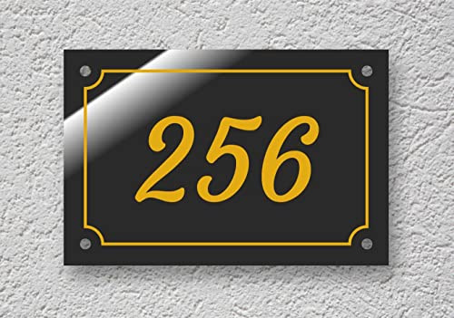 Targa per esterno con numero civico personalizzato in laminato plastico in varie misure - spessore 2 mm (Incisione Gialla - Sfondo Nero)