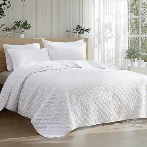 Bedsure Quilts King Size - Lightweight Bedspreads King Size with Basket Weave Pattern, Soft Quilt Bedding Set, White Comforter Set Coverlet for All Seasons with 2 Pillow Shams (106 x 96)