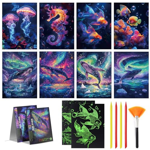 13 Stück Kratzpapier Bastelsets A4 für Kinder Kreatives DIY Scratch Art Set Glow in the Dark Kratzwerkzeuge Kit Enthält 8 Rubbelbilder 4 Rubbelstifte und 1 Flachpinsel(Wal Schmetterling Pfau) (color1)