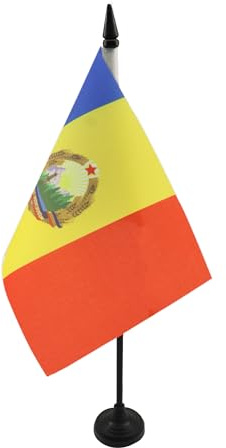 AZ FLAG Socialist Republic of Romania 1947-1989 Table Flag 5'' x 8'' - Romanian People's Republic Office Decoration 100% Polyester 21 x 14 cm - Mini Desk Flag with Pole and Black Plastic Base