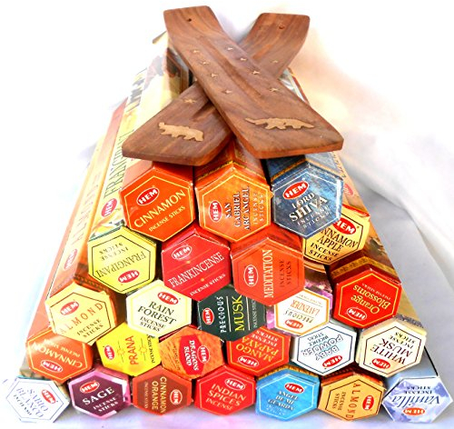 HEM 25 Packungen HEM Räucherstäbchen, je 20 Stück, zufällige Auswahl, plus 2 Brettchen als Halterung.