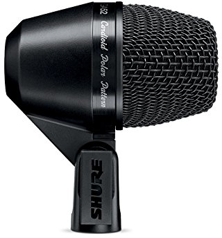 Shure PGA52 Dynamisches Bass-Drum-Mikrofon mit schwenkbarer Halterung und Nierencharakteristik, inkl. XLR-Kabel
