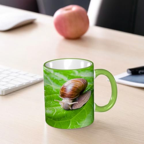 YOIUE Tasse aus Keramik - Große 11oz Tassen 330ml Kaffeetassen mit Henkel, 100% Handbemalt - Trinkgläser mit Griff - Weiß,Rutschiger Schleim im Freien Schnecke langsam Essen Blätter Tiere Wildlife Sh