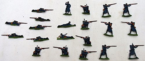 21 Zinnfiguren Französische Infanterie - Jäger im Stahlhelm, im Feuergefecht
