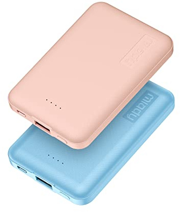 [2 Stück] Miady Mini Power Bank Klein Aber Stark, 5000mAh 2,4A USB C(Input&Output) Externer Akku, Handy Powerbank mit Kabel, für iPhone, iPad, Samsung, Galaxy（Blau & Rosa）