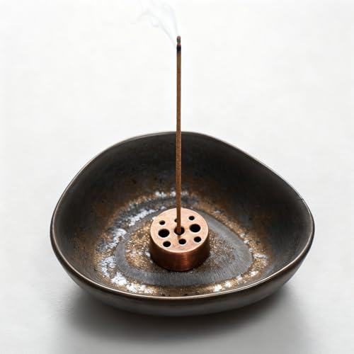 Urban Nest Keramik Räucherstäbchenhalter – Handgefertigtes Räuchergefäß für Stäbchen und Kegel (Eisenrost-Glasur, 8.2×7×2.5 cm)