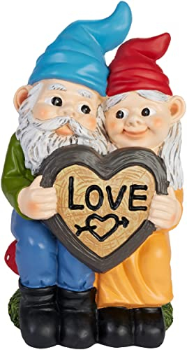 BRUBAKER Gartenzwerge Liebespaar - Verliebtes Zwergen Paar auf Fliegenpilze mit Love Herz - Gartenfigur Lustig - Dekoration Wetterfest für Garten Campingplatz - Gartendeko für außen - 24 cm
