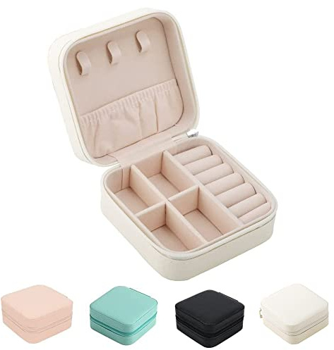 FOME Kleine Schmuckschatulle, tragbare Schmuckschatulle, Organizer, PU-Leder, Mini-Reise-Schmuck-Aufbewahrungsbox für Ringe, Ohrringe, Halsketten, Schmuckgeschenk für Frauen und Mädchen, weiß