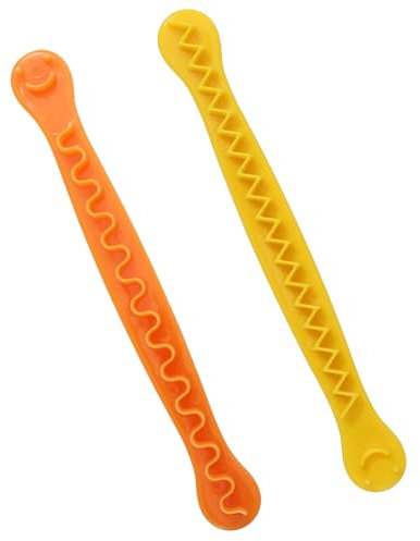 Lyreh 4uds Cortador Huevos Fantasia, 16cm Cortar Huevos Duros de Plástico en Forma Flor con Estampado Cara Sonriente para Utensilios Cocina Moldeadores Hogar(Amarillo y Naranja)