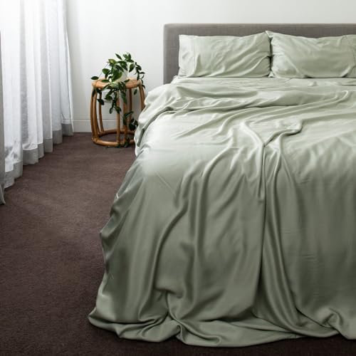 Waterlily 100% Eucalyptus Tencel Lyocell Bedding Set 4 pcs Duvet Cover Fitted Sheet Pillowcases Double King Size Vegan Silk Organic Natural Softer than Bamboo Luxury Bed Linen (Sage Green, Double)