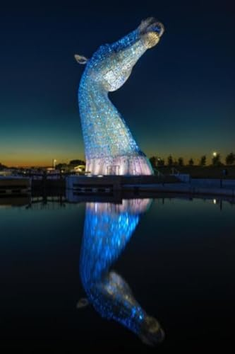 Acryl-Bild 30 x 50 cm: Die Kelpies-Pferdestatue leuchtet nachts im Helix Park in Falkirk, Schottland (47944079)