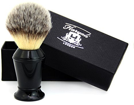 Pennello da barba per capelli di tasso in base di colore nero per una rasatura perfetta.