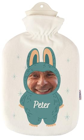 Herz & Heim® Personalisierte Wärmflasche mit Foto & Name – Lustiges Geschenk für Kinder & Erwachsene – Fleece-Bezug – 2 Liter – Weiche Gummiwärmflasche mit eigenem Gesicht (Blau)