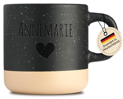 LIEBTASTISCH - Gravur Tasse mit Namen - Wunschnamen - Personalisiert - Spülmaschinenfest - Kaffeetasse mit Gravur - Steingut - Geschenk für Freundin, Frau, Familie (Schwarz)