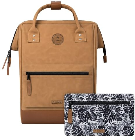 Cabaïa - Adventurer Rucksack Moscow Medium 18L - Wasserabweisend - Laptopfach bis zu 13 Zoll - 2 Vordertaschen - vegan zertifiziert - Rucksack für Reisen und Arbeit, Damen & Herren - Braun