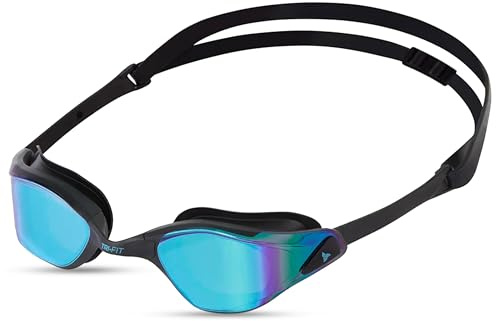 TRI-FIT Occhialini da nuoto pluripremiati | Lenti trattate antinebbia avanzate | 100% protezione UVA/UVB | Ponte nasale regolabile | Rivestimento a specchio REVO | Resistente ai graffi | Progettato