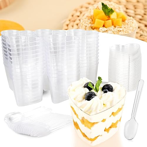 Huiyoulan Dessertgläser Plastik Herz,50 Stück Dessertbecher mit Deckel und Löffeln,150 ml Dessertschalen Plastik,Wiederverwendbar Dessertgläser,für Mousse Pudding Eiscreme Dessertparty Hochzeiten