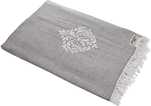 Carenesse Jacquard Tagesdecke Medium Size Ornament 180 x 210 cm grau I Edle & zarte Wendedecke aus 100% Baumwolle mit hochwertiger Webung I Überwurf für Bett & Sofa I Wohndecke dünn & leicht