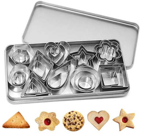 duoyif Petite Emporte-Pièces 30 pièces, Emporte Piece Biscuit en Acier Inoxydable, Moule à Biscuits Patisserie Decoupoir Coupe-pâtes, pour Cuisson de Biscuits Cookie Chocolat Pâtisserie (30 pcs)