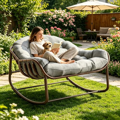 Baloveby Fauteuil à Bascule Surdimensionnée Charge 130 KG,Chaise à Bascule Papasan en Rotin avec Coussin Rembourré Amovible, Cadre en Métal pour Intérieur et Extérieur, Jardin Salon Balcon Terrasse