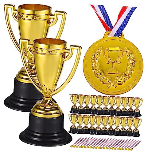 Toyvian 24sätze Fußballtrophäen Pokal Mit Medaille Sets Trophäenpokalmodelle Preistrophäe Für Ersten Platz Für Sportwettbewerbe Volleyballtrophäe Lustige Trophäe Großer Pokal Minimedaille
