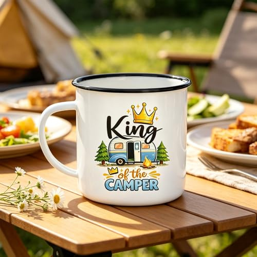 Camping Tasse Emaille – King of the Camper Becher 300ml, Camper Geschenke für Männer Frauen, Camping Geschenk mit Wohnwagen Motiv, Camping Becher Outdoor Kaffeetasse für Campingurlaub Zubehör
