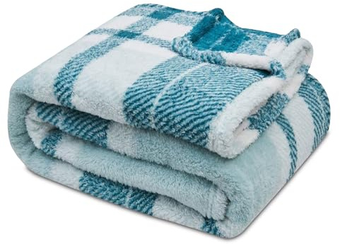 VELVETIO Fluffy Tartan Check Throw 130 x 180cm, Extra Large Teddy Fleece Sofa Settee Bed Blanket, Soft & Cosy Thermal Warm Checkered Travel Throws, Green