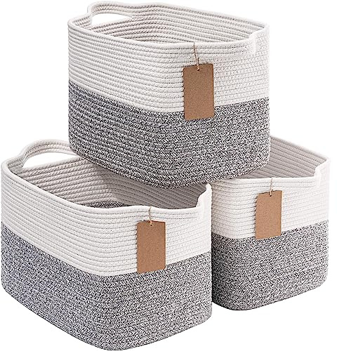 TIMEYARD 3er Set Aufbewahrungskorb Geflochten Baumwolle 33x25x22.5cm Grau | Dekorative Körbe mit Griffen für Bad, Regal und Wohnzimmer. Perfekt für Handtücher, Spielzeug und Accessoires