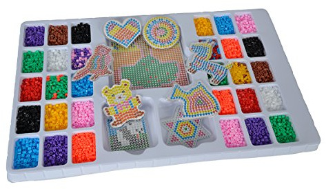 Simba 106374147 - Art & Fun Großes Bügelperlenset, 6.000 Bügelperlen, 8 kleine und 1 große Steckplatte, ab 6 Jahren