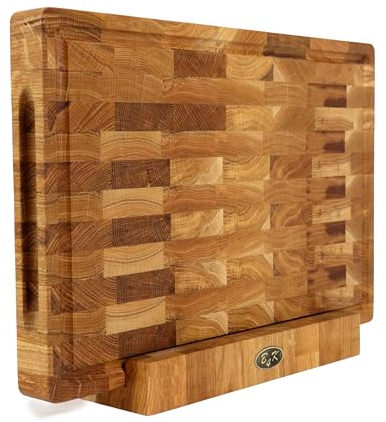 B4K® Schneidebrett mit Ständer aus Eiche Stirnholz 45 × 30 × 4 cm – Massiver Hackblock | Antibakterielles Hirnholzbrett mit Griffen & Silikonfüßen | Perfekt für Küche, Fleisch & BBQ