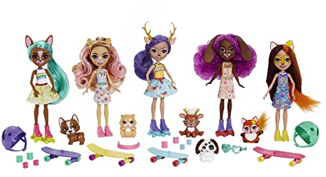 Enchantimals HJH67 - City Tails Skater Multipack, Set mit mehr als 15 Teilen und 4 Puppen (15,2 cm) und Skateboard- und Rollschuhzubehörteilen, Spielzeug Geschenk für Kinder ab 4 Jahren