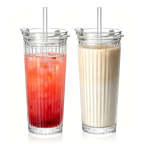 2er Set Geriffelte Glasbecher mit Deckel und Strohhalm – 530ml Wiederverwendbare Kaffeebecher To Go aus Glas, Wasserdichte Trinkgläser für Eiskaffee, Tee & Kaltgetränke (2er Geriffelte Gläser)