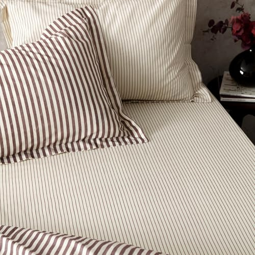 Yard Hebden Dünn Streifen Spannbettlaken – Ultra Weich 100% Baumwoll Gestreift Bettlaken (Rote Bete – Doppelbett – 137x190x32cm)