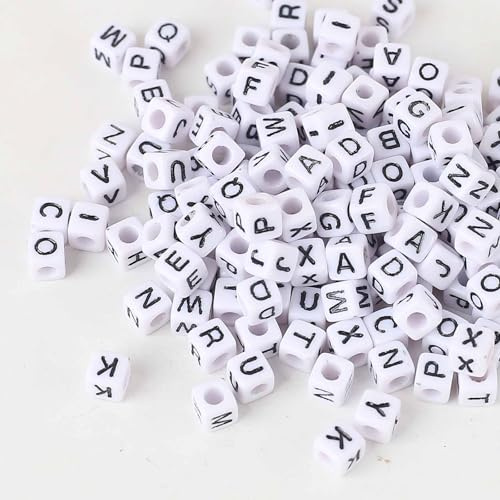HERZONE 1 000 st vita akrylpärlor med bokstäver A–Z, 6 mm, kubpärlor för smyckestillverkning, halsband, armband, nycklar