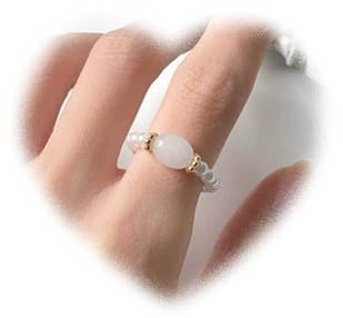 Crystal Bohemian Stapelbarer Ring mit Perlen - Roter Naturstein Stretch Ring für Frauen und Mädchen als Geschenk