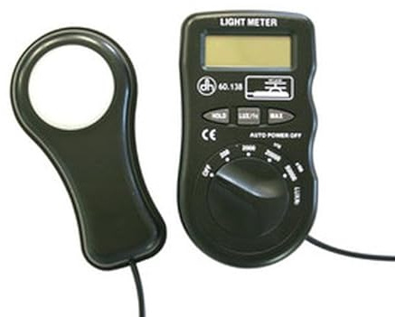 Luxómetro digital: medición precisa de luminosidad, rango de 0 a 200,000 lux, pantalla LCD, ideal para evaluar condiciones de iluminación.