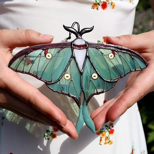 Luna Moth Schmetterling Sonnenfänger,Buntglasfenster Fenster deko hängen,fensterdeko hängend modern Schmetterlingsgeschenke für Luna Moth Liebhaber (15 * 12cm)