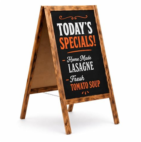 MG Design Kreidetafel Kundenstopper aus geflammtem Holz 60 x 120 cm – beidseitig beschreibbar, klappbar & abwischbar – A-Frame Werbeaufsteller für Gastronomie, Einzelhandel & Events