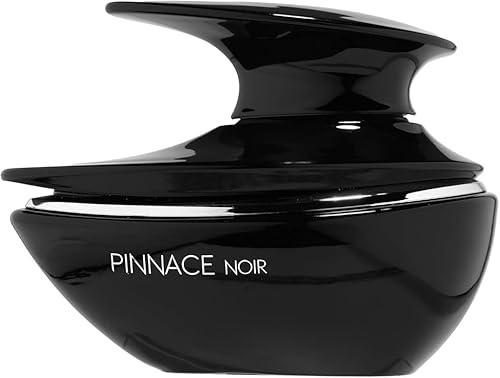 Pinnace Noir Duft für Herren – Würziger Holzduft mit Apfel, Bergamot, Zimt, Zedernholz, Vanille – Eleganter Duft für Tag und Nacht – Exklusiver Duft mit langanhaltender Wirkung mit Kajal