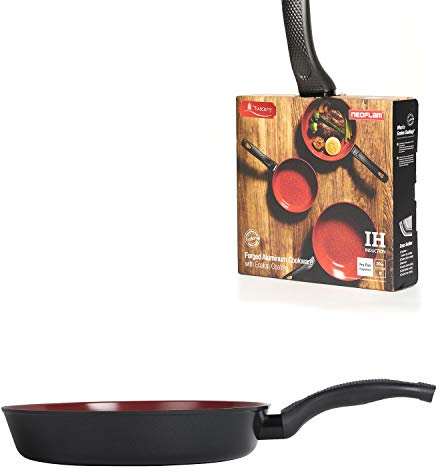CLASSE ITALY, Linea TUSCANY, Padella cm 20, Antiaderente Naturale a 5 strati, alta resistenza privo di PTFE, PFOA, PIOMBO, CADMIO, per Induzione e Fiamma