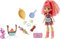 Cave Club Coffret Barbecue avec poupée préhistorique Emberly aux Cheveux Roses, Figurine bébé Dinosaure Flaire et Accessoires, Jouet pour Enfant, GNL96