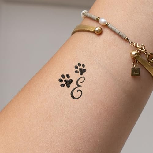 Inkster Pfote mit Initialen Tattoo - Buchstabe E - vegane & wasserfeste Temporäre Tattoos für Erwachsene - EU-Kosmetikzertifizierte Farbe