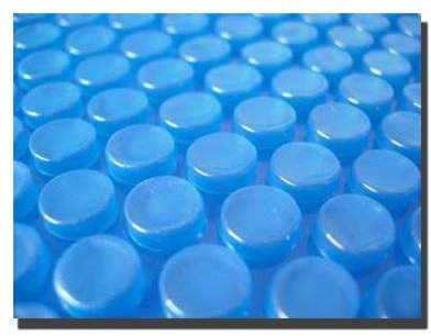 INTERNATIONAL COVER POOL Pack Manta Térmica 600 micras Eco para Piscina de 3 x 4,5 Metros con Refuerzo en los Anchos + Enrollador telescópico con Tubo de 80mm