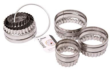 Dexam Set of 3 Crinkled and Plain Cookie Cutters on Ring