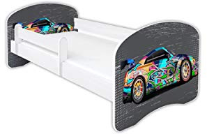 Clamaro 'Schlummerland' Kinderbett 80x180 (bis 150kg belastbar) mit Motiv, Rausfallschutz, Kantenschutz, Matratze und Lattenrost | Jugendbett Weiß | Motiv: 47 Rennwagen