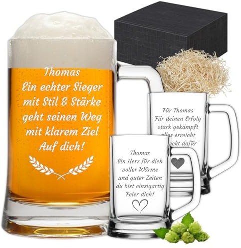 Personalisierter Bierkrug mit Gravur 0,5 Liter - Bierglas aus Glas mit Namen & Wunschtext 6 Zeilen - Geschenk für Männer zum Vatertag, Geburtstag & Opa - Motiv-Auswahl
