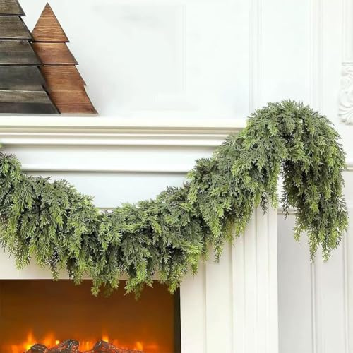 Christmas Artificial Cypress Leaf Vine Wreath, Realistic Pine Cypress Vines, 5.91 FT Lush Artificial Cedar Garland, Artificial Green Wreath for Wall Window Porch Home Indoor Outdoor Decorations