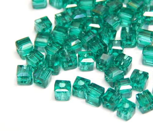 Perlin Lot de 40 perles en cristal de Bohême - Cubes de 4 mm - Perles en verre tchèque à enfiler - Vert AB