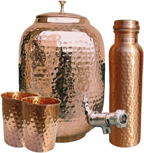 The India's Store Distributeur de matka fait main en cuivre martelé avec robinet et 2 gobelets en verre martelé 16 litres
