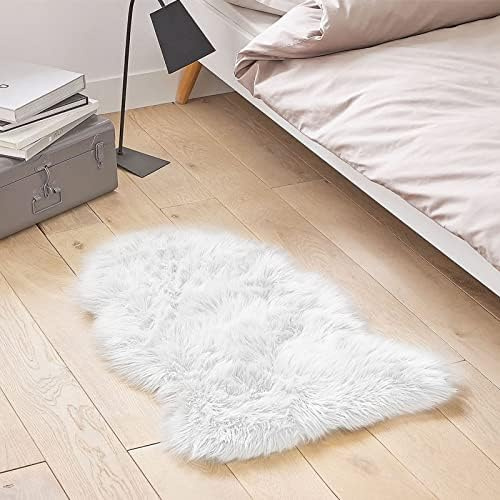 Trintion Faux Fur Rug Fluffy Imitation Sheepskin Carpet 40 x 60CM - Soft Furry Area Rugs for Living Room Bedroom Sofa Nursery Seat Pad White